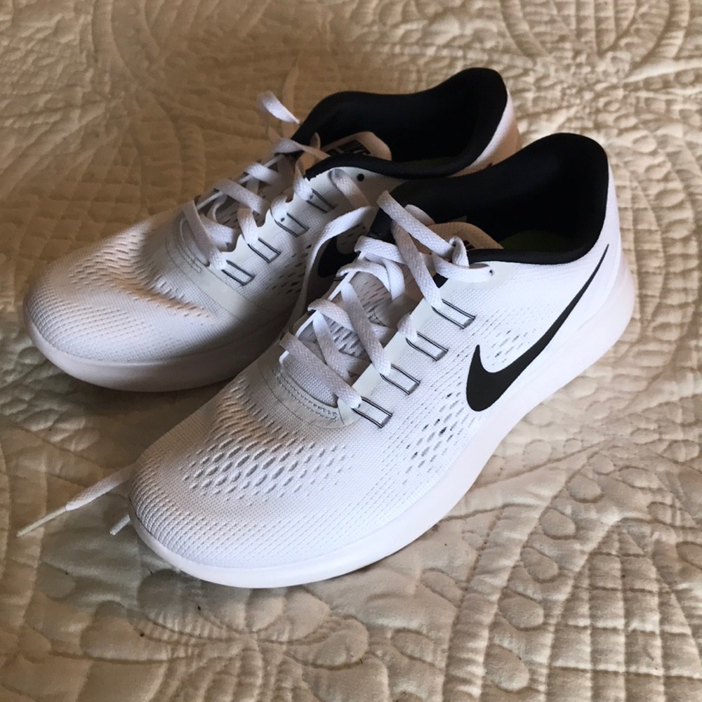 Nike Free Athletic Shoes